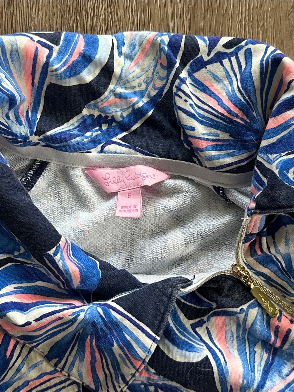 Lilly Pulitzer Booker Popover Reel Life Navy Small Preppy Resortwear Athletic - Picture 2 of 4